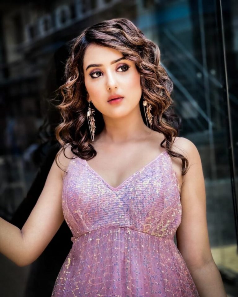 riya-sharma-reveals-she-had-stopped-liking-herself-because-of-her